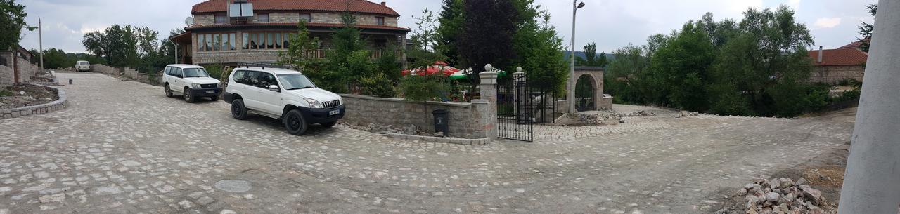 Hotel Pashuta Voskopojë Exterior foto